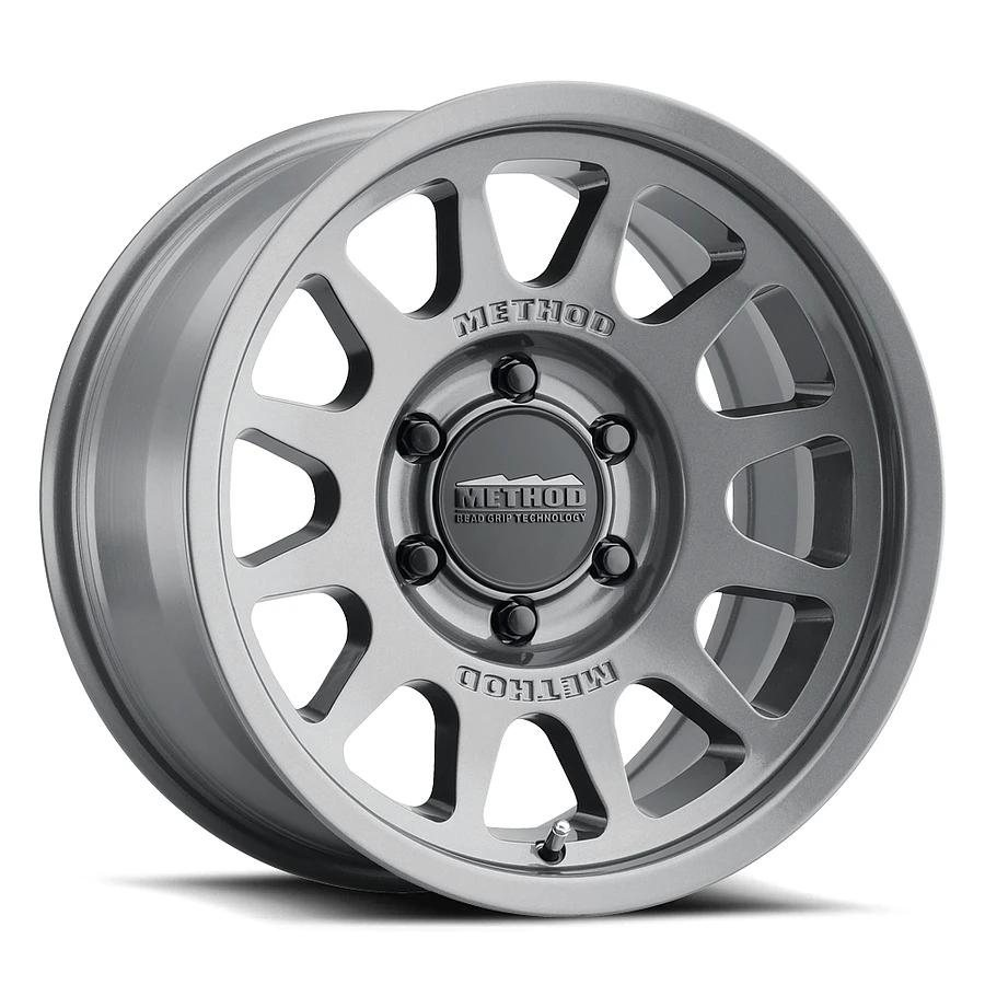 Method MR703 Bead Grip Gloss Titanium Wheel