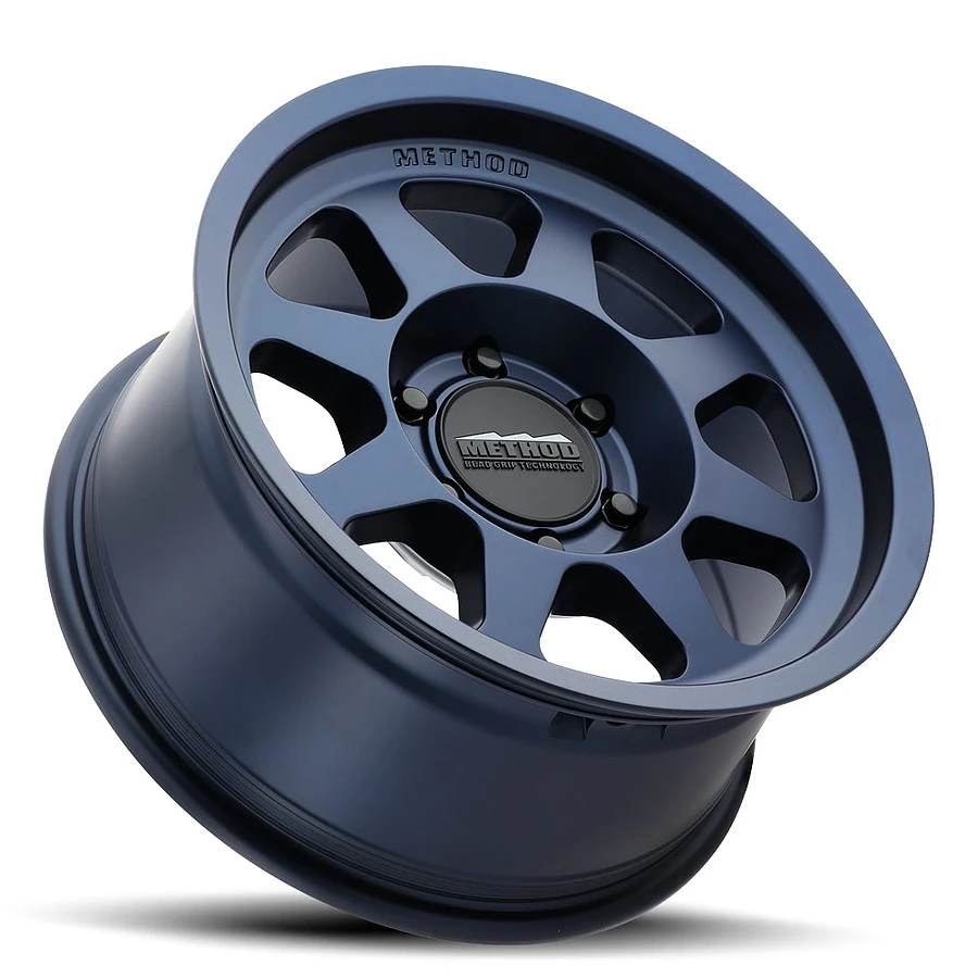 17 Inch Bahia Blue 6 Lug Rims MR70178560600