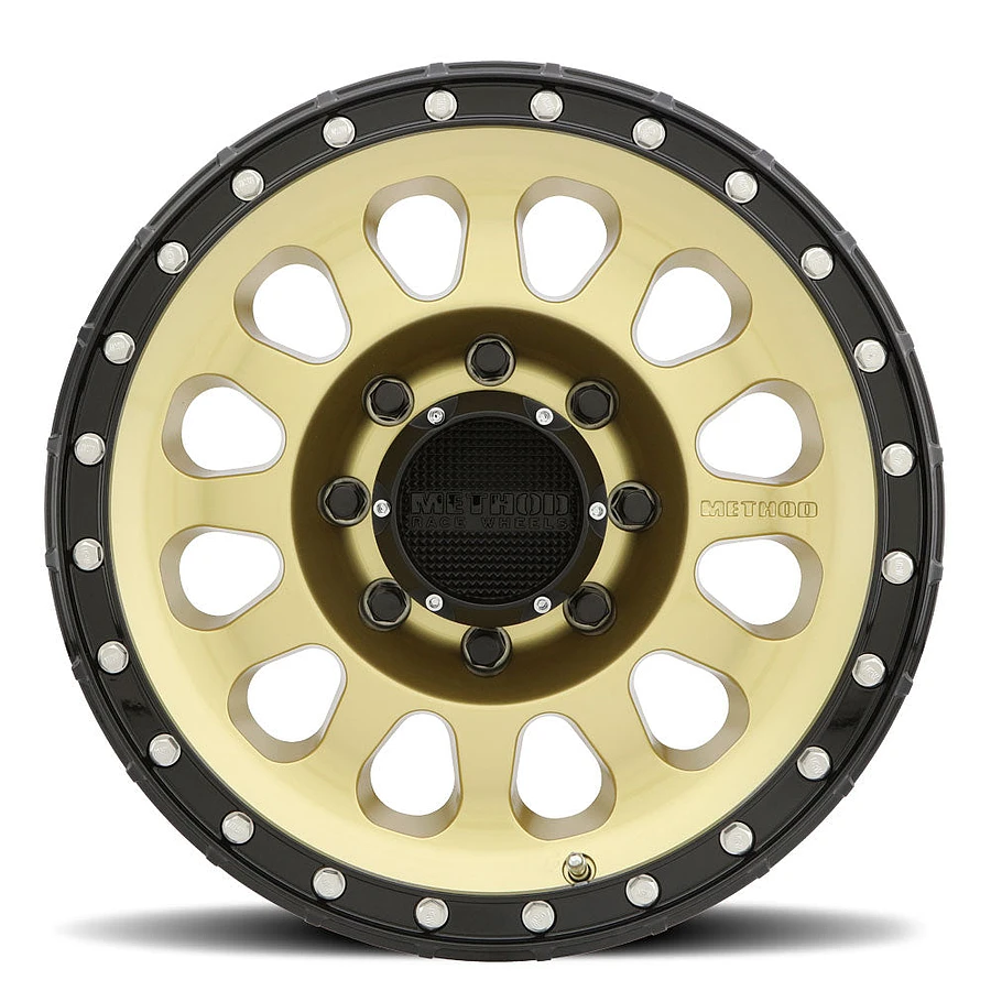 MR315 Gold - Black Lip Wheel Close-Up 17x8.5 6x139.7