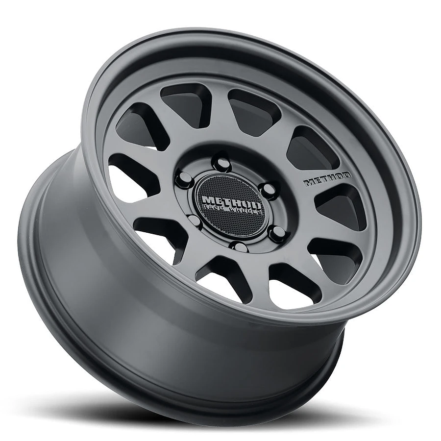 17 Inch Matte Black 6 Lug Rims MR31678560500