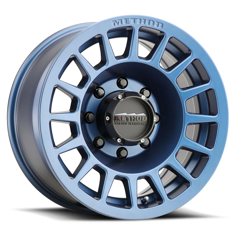 MR707 Bead Grip Bahia Blue Wheel Close-Up 17x8.5 6x139.7